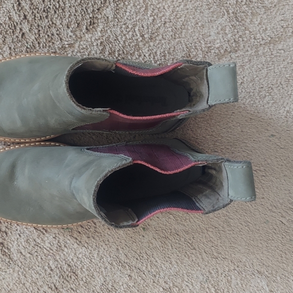 Olive Green Women's Boots - Picture 5 of 5